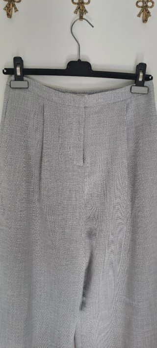 Pantalón de Hoss Intropia, gris pierna ancha
