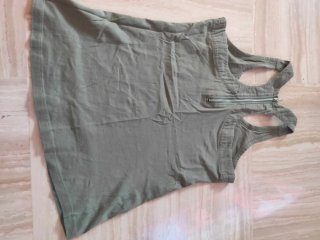 Camiseta tirantes caqui talla 38