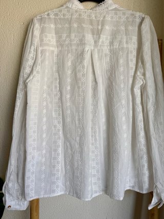 Camisa romántica blanca