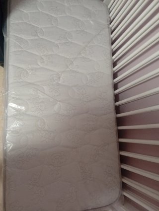 Colchón cuna con estampado infantil
