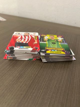 Lote 109 cromos Laliga Adrenalyn 25-26