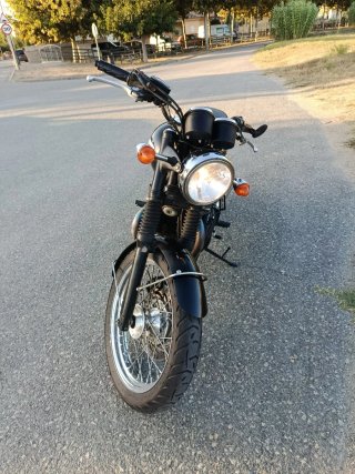 Triumph Bonneville T100