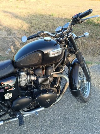 Triumph Bonneville T100