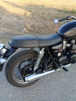 Triumph Bonneville T100