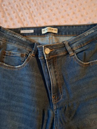 Pantalón vaquero pitillo azul