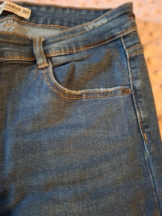 Pantalón vaquero pitillo azul