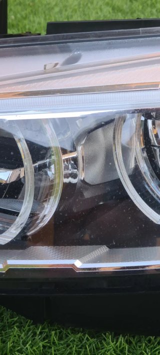 Faros originales adaptativos full LED