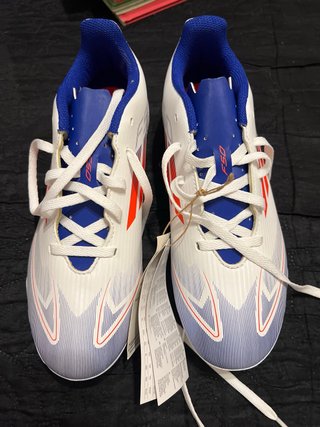 Zapatillas Adidas Fútbol Blancas y Azules