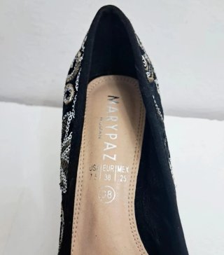 Zapatos de tacón Marypaz negros y plateados