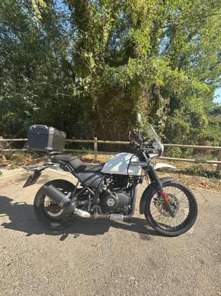 Royal Enfield Himalayan 411 Adventure Moto
