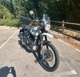 Royal Enfield Himalayan 411 Adventure Moto
