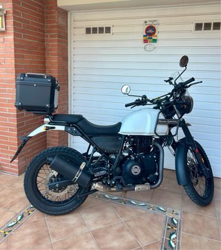 Royal Enfield Himalayan 411 Adventure Moto
