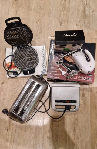 Lote electrodomésticos cocina: Tostador, Waffle, B