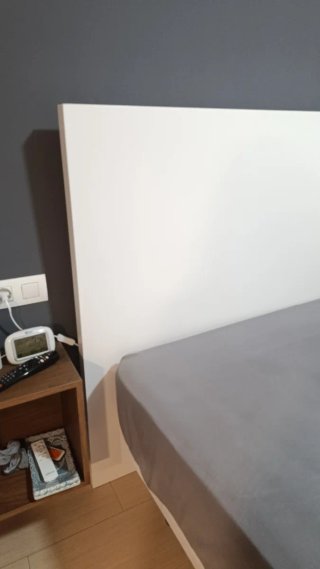Cabecero de cama blanco seminuevo de 160 cms