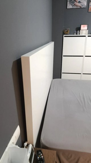 Cabecero de cama blanco seminuevo de 160 cms
