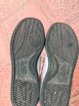 Tenis New Balance Blancos y Verdes