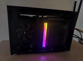 PC Gaming ITX Ryzen 7 7700 32GB RAM 2TB SSD