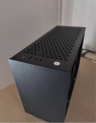 PC Gaming ITX Ryzen 7 7700 32GB RAM 2TB SSD