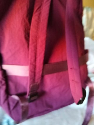 Mochila ON  burdeos