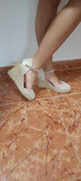 Alpargatas cuña beige T.38