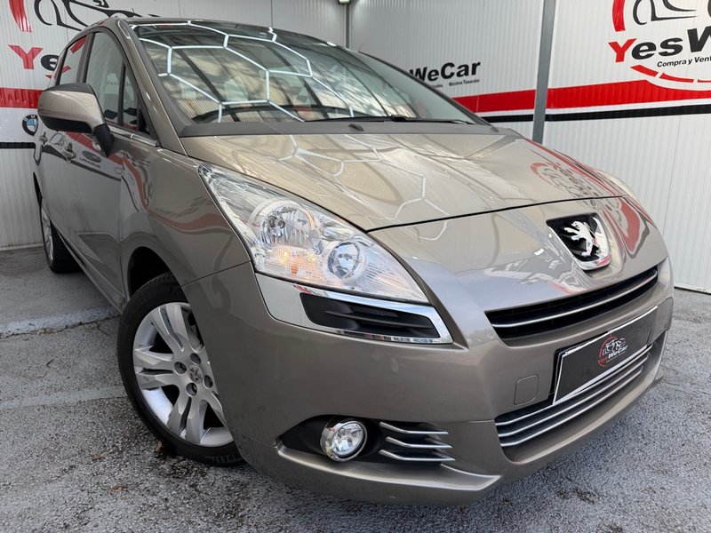 Peugeot 5008 1.6 HDI Premium 2011