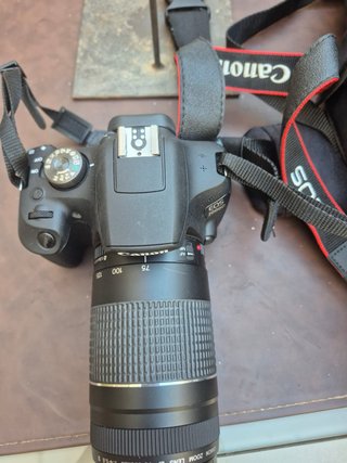 Canon EOS 2000D + 3 objetivos + trípode + mochila