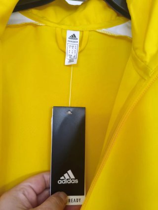 Chaqueta Adidas nueva Talla S