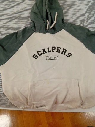 Sudadera Scalpers verde y blanca