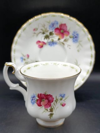Taza café Royal Albert Agosto