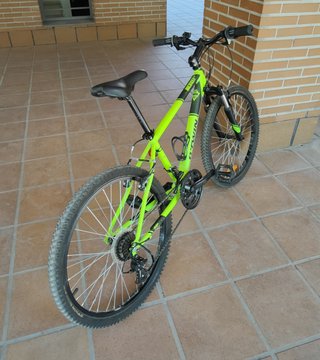 B'TWIN Rockrider 340 MTB 26 Shimano
