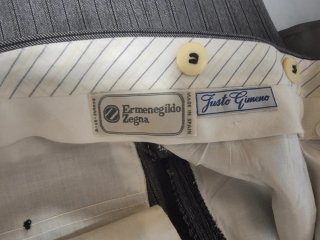 Traje de novio media etiqueta gris