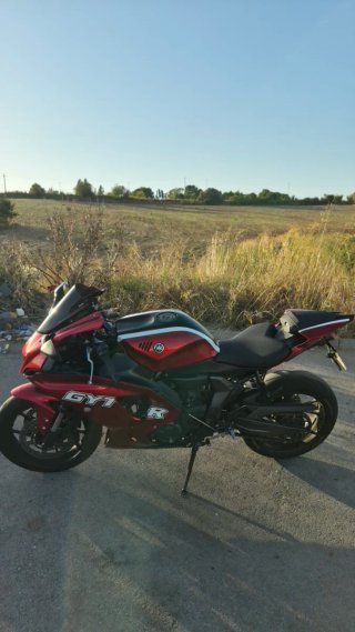 Yamaha R7 2022 - 77km