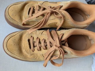 Nike Air Force 1 lv8 3 Mostaza