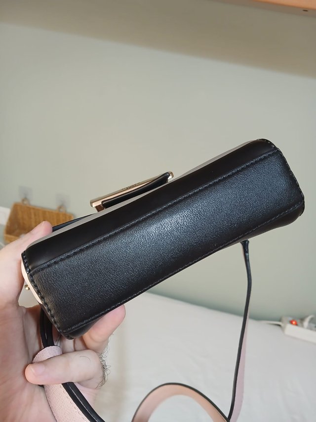 Bolso GUESS + regalo