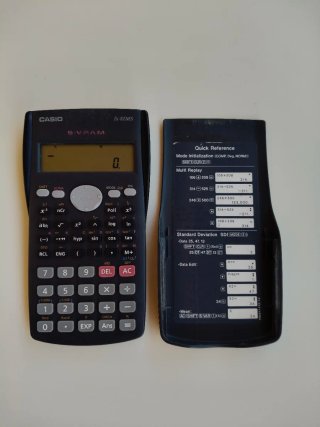 Calculadora Casio fx-82MS