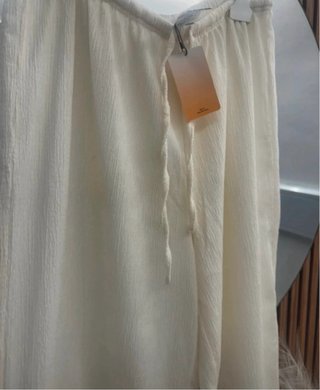 Conjunto blanco top y pantalón palazzo
