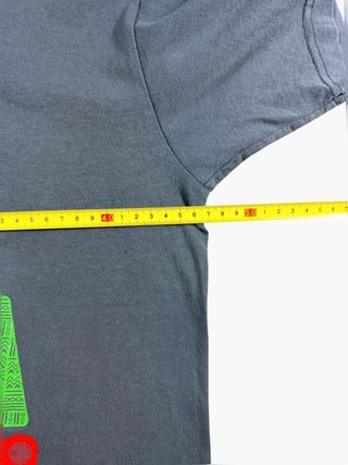 Vintage 90s Graphic T-Shirt Grey Ariari Sports