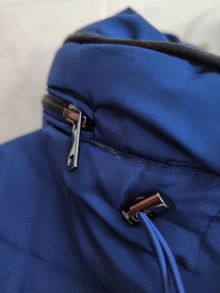 Cazadora impermeable mujer azul