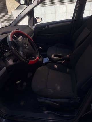 Opel Zafira 2008