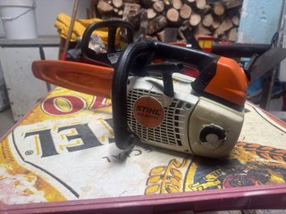 Motosierra Stihl MS 201 TC poda
