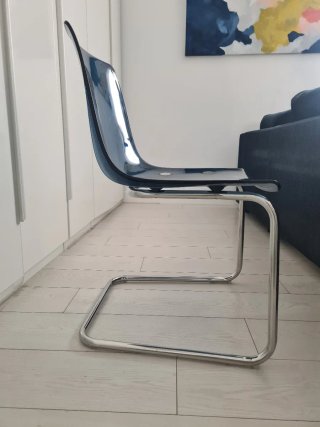 4 Sillas IKEA Tobias Azul Transparente