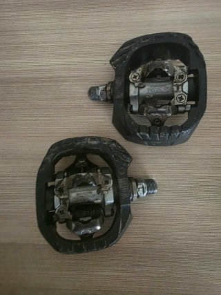 Pedales Shimano DX automáticos