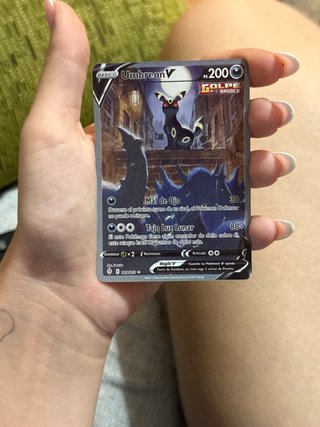 Carta Pokémon Umbreon V - Golpe Brusco