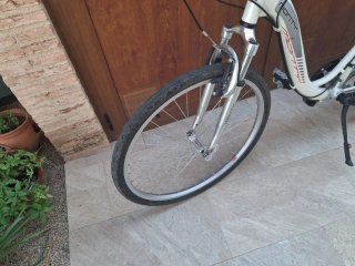 Bicicleta Monty Trekking