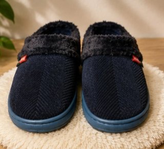 Pantuflas azules forradas