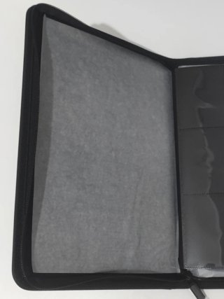Pokemon Umbreon 3x3 Sleeve Binder