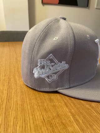 Gorra LA New Era Gris