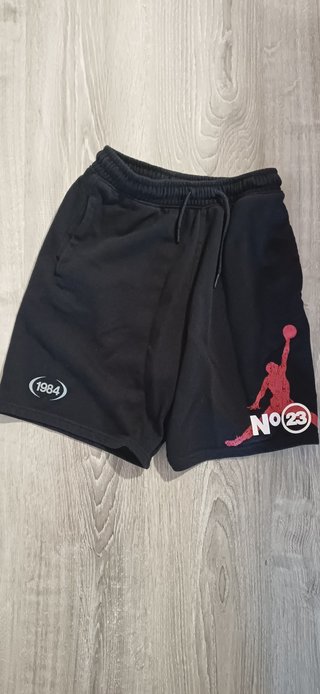Conjunto Jordan Talla M Negro/Rojo