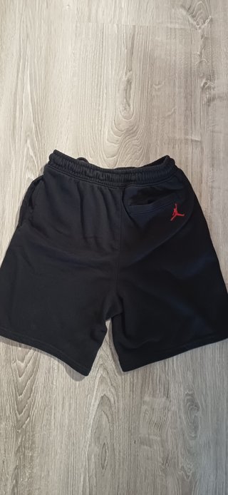 Conjunto Jordan Talla M Negro/Rojo