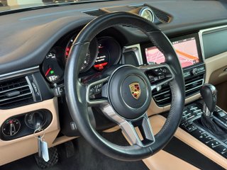 Porsche Macan Macan